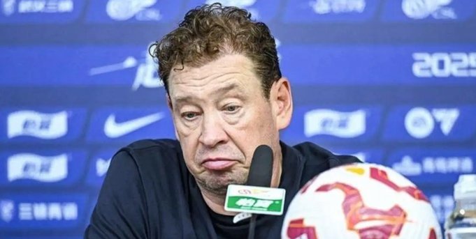 海港“双子星”集体倒戈？蒯纪闻点赞、李新翔收藏，天才少年要投奔申花？