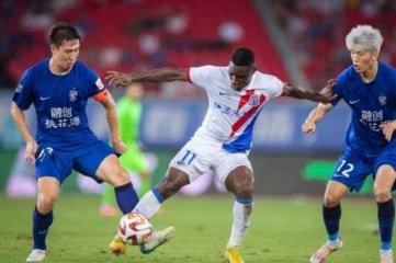 新鹏城1-1平英博，乌龙球成焦点