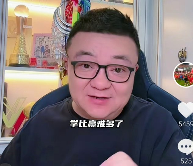 董路曝小汪亚洲杯遭剔除，粉丝困惑