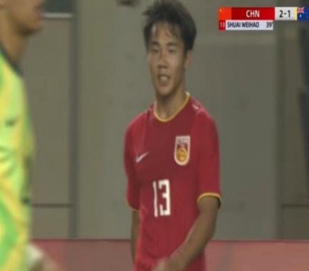 足球报：帅惟浩夏窗可注册；张柏霖转会遇阻已向足协申诉