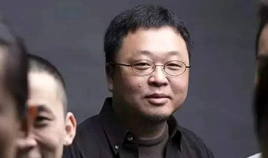冲上热搜！14岁球员遭殴打致骨折，“一场双输的出圈”
