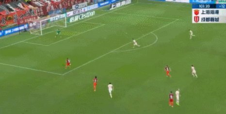 半渡而击！莱昂纳多挑射破门！海港2-0蓉城！